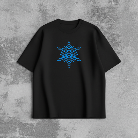 AKAZA OVERSIZED T-SHIRT